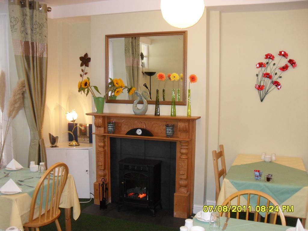 The Guesthouse At Shepshed Bagian luar foto